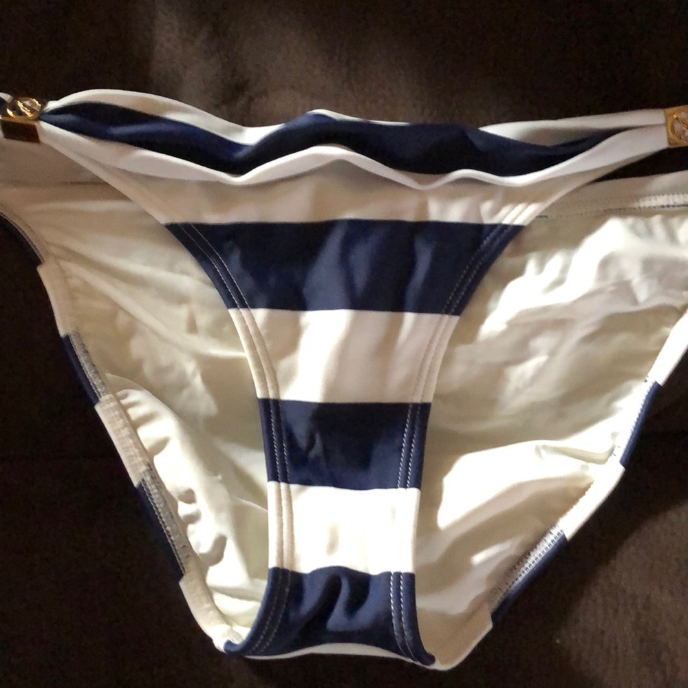 VS bathing suit bottoms